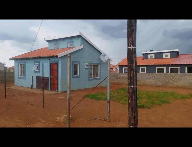 2 BEDROOM HOUSE FOR SALE IN SAVANNA CITY
